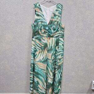 Banana Republic Green and Cream Sleeveless Midi Dress